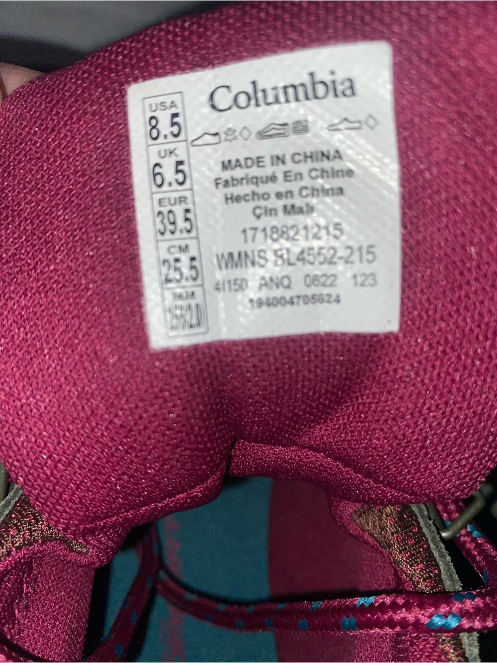 NWOT Columbia Olive Suede Winter Boots with Berry Trim
